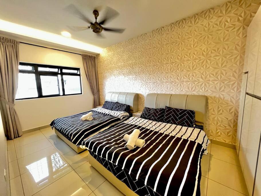 Meridinmedini Familytrip 5Min To Legoland By Vdo Homestay Нусаджайя Экстерьер фото